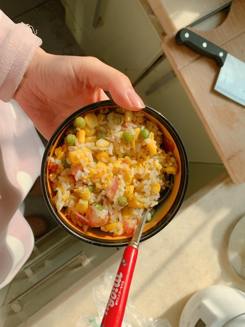 厨师长教你“蛋炒饭”如何做才好吃，答案都在这里面！