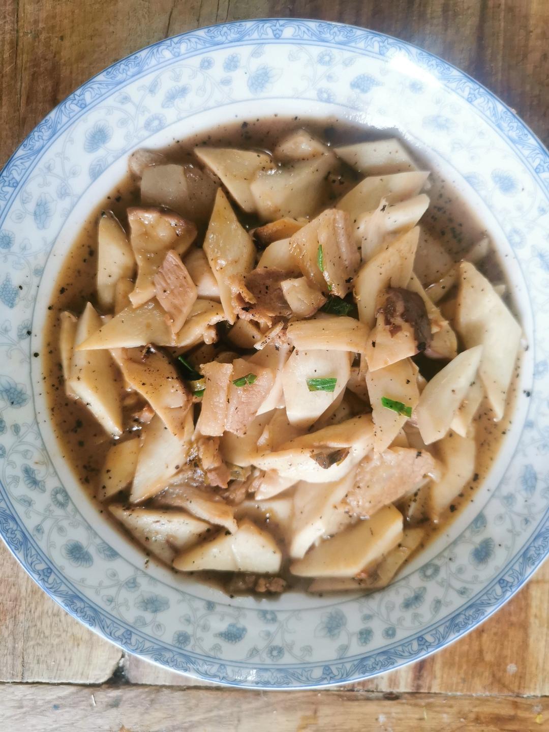 杏鲍菇炒肉片
