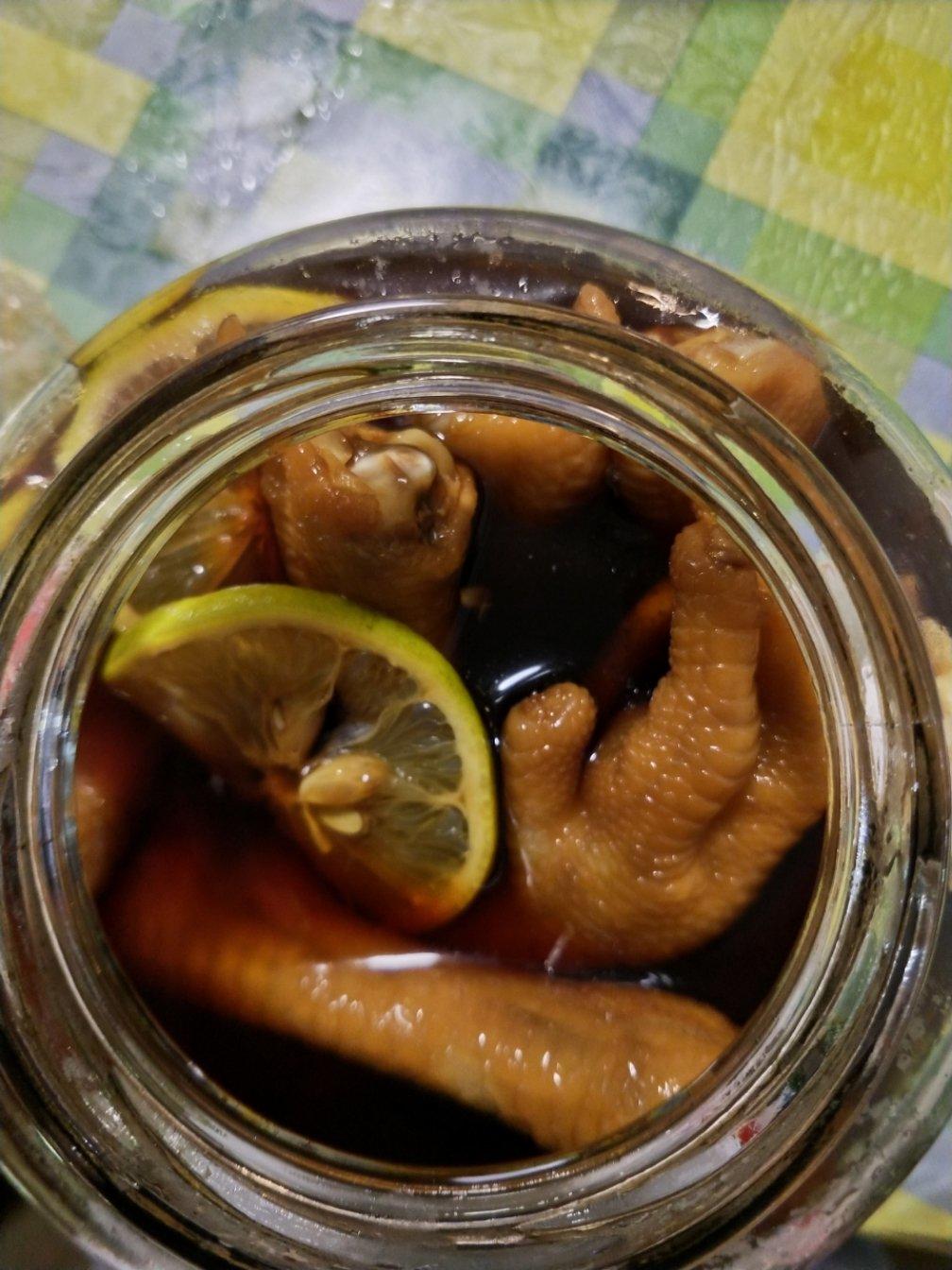 柠檬酱油醋泡鸡爪