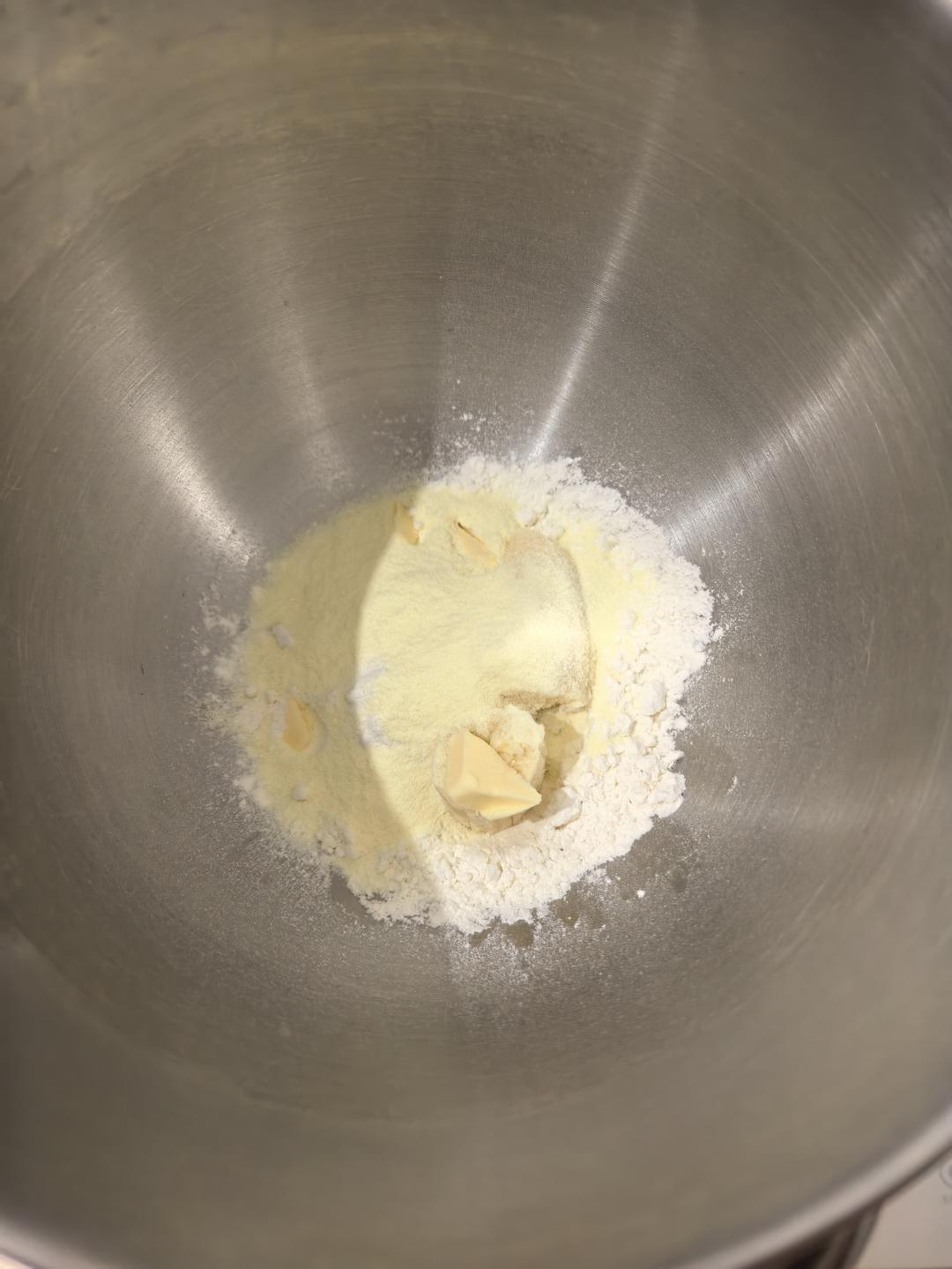 纯奶手撕吐司的做法 步骤1