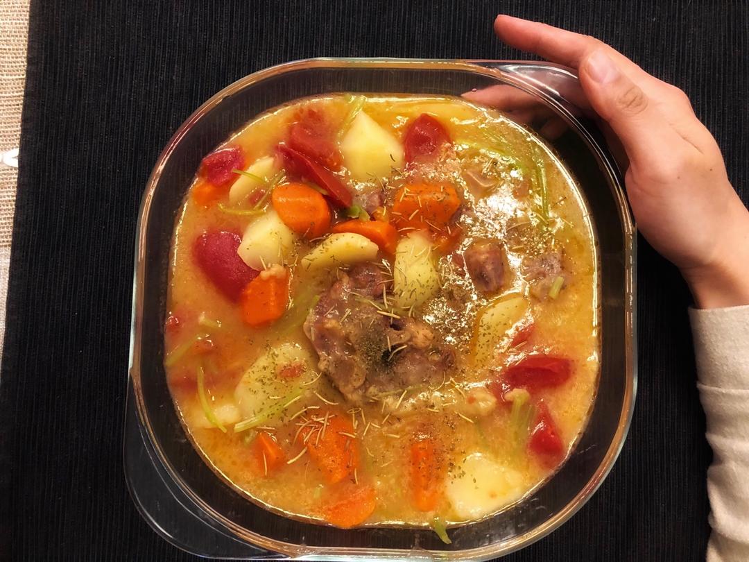 法式红烩牛尾(传统法式是懒人心中的痛）