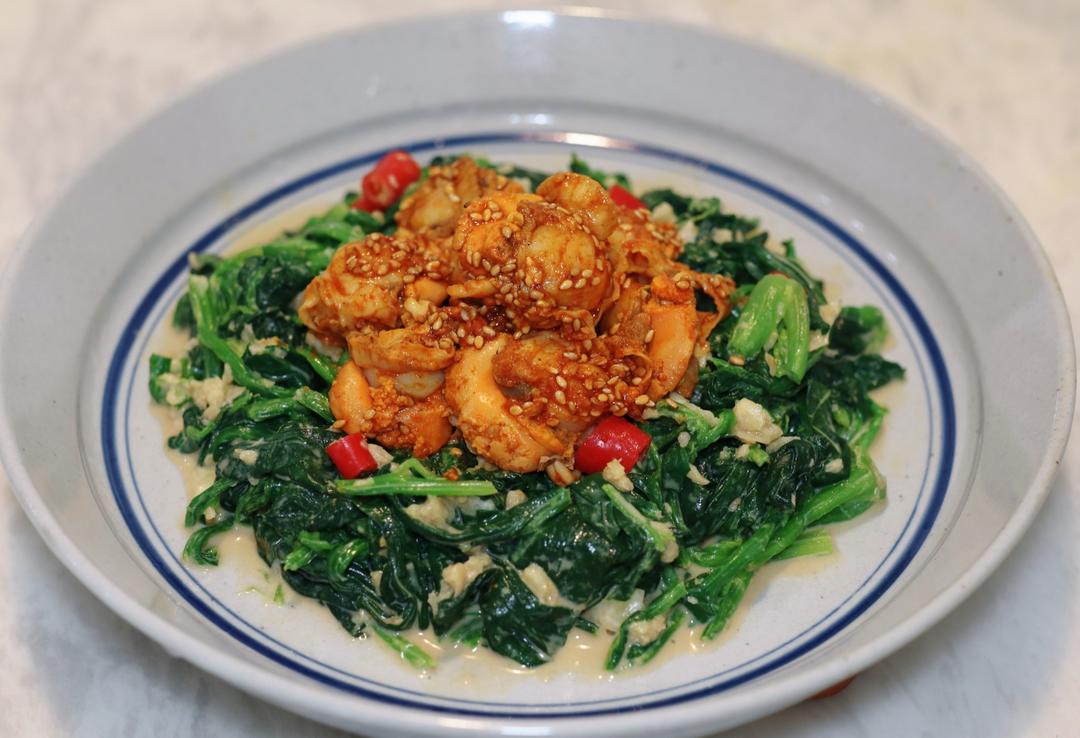 高颜值宴客凉菜：菠菜拌扇贝肉