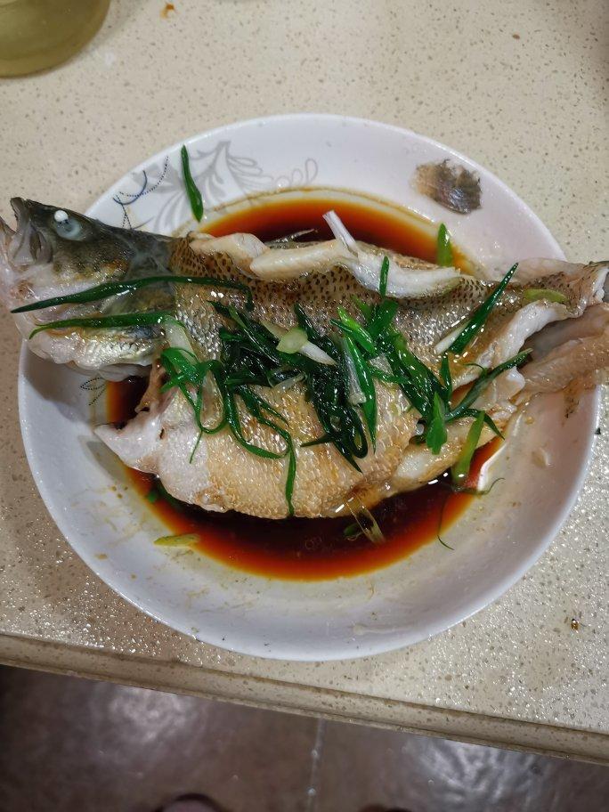 ㊙️年味‼️家宴必备清蒸鲈鱼‼️蒸蒸日上