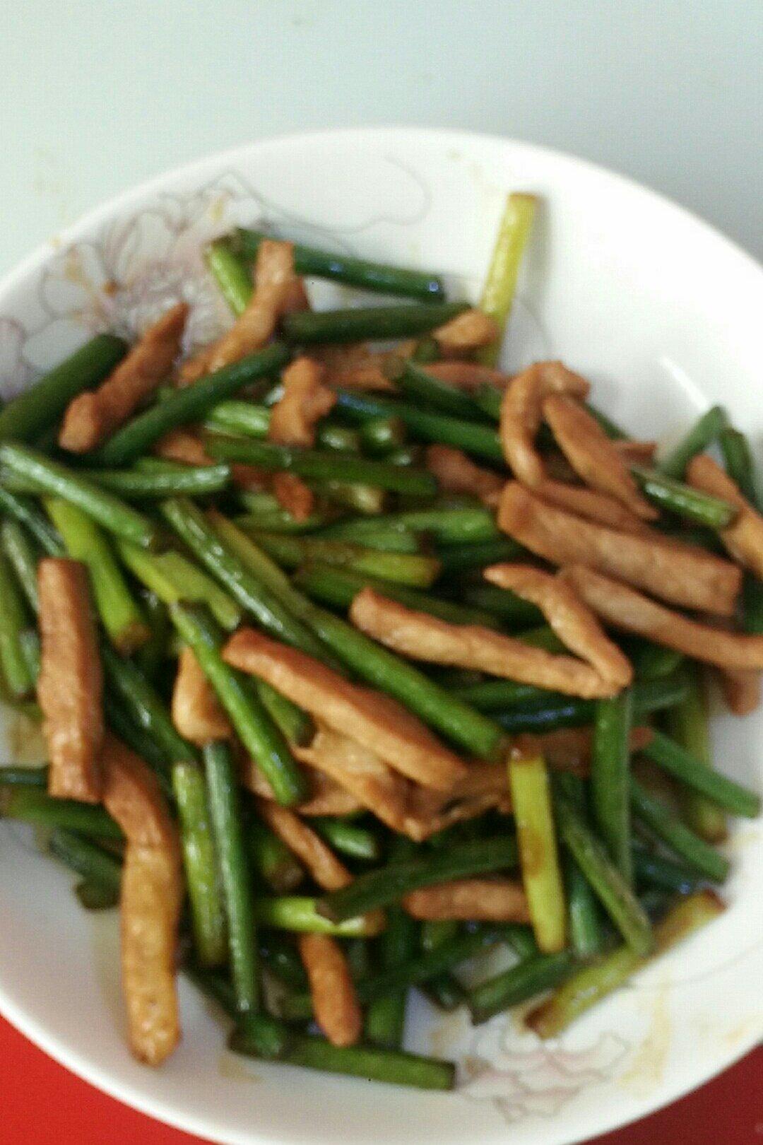 蒜苔炒肉