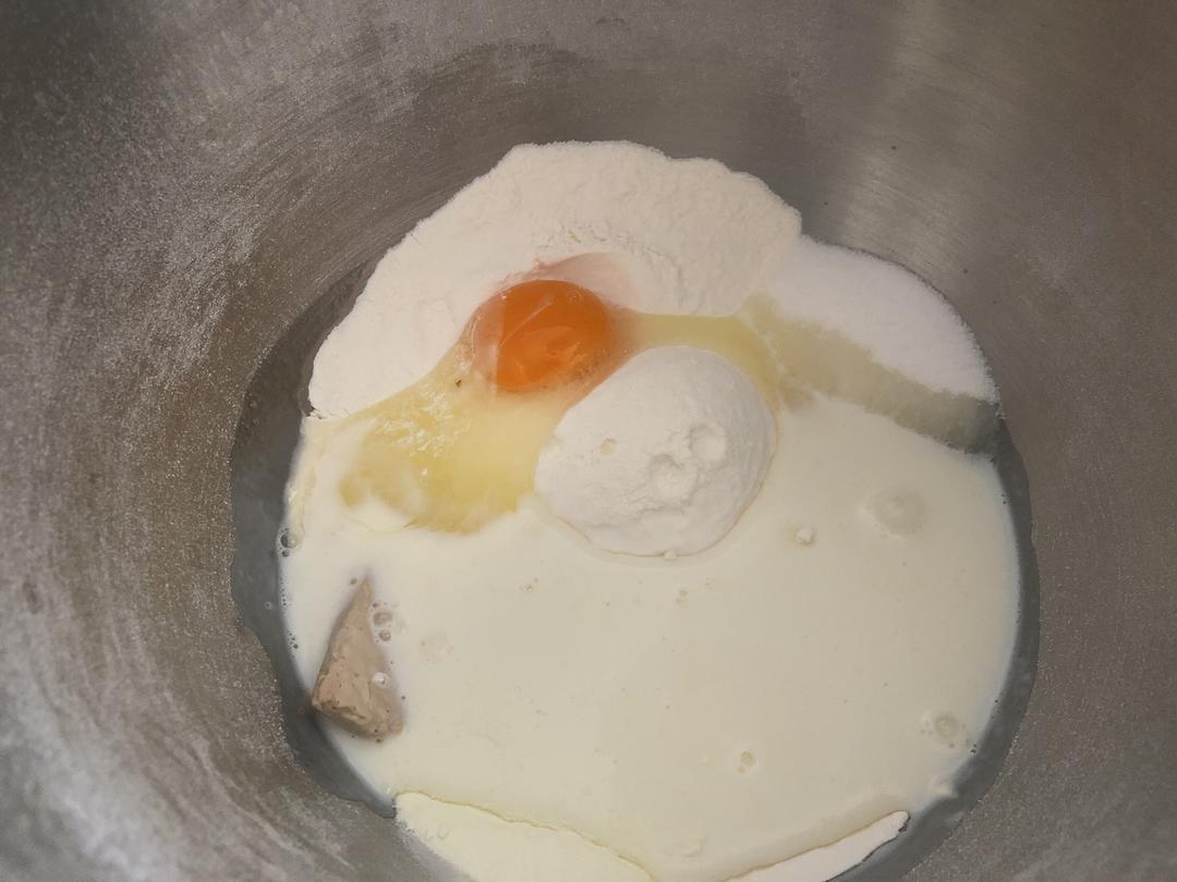 纯奶手撕吐司的做法 步骤1