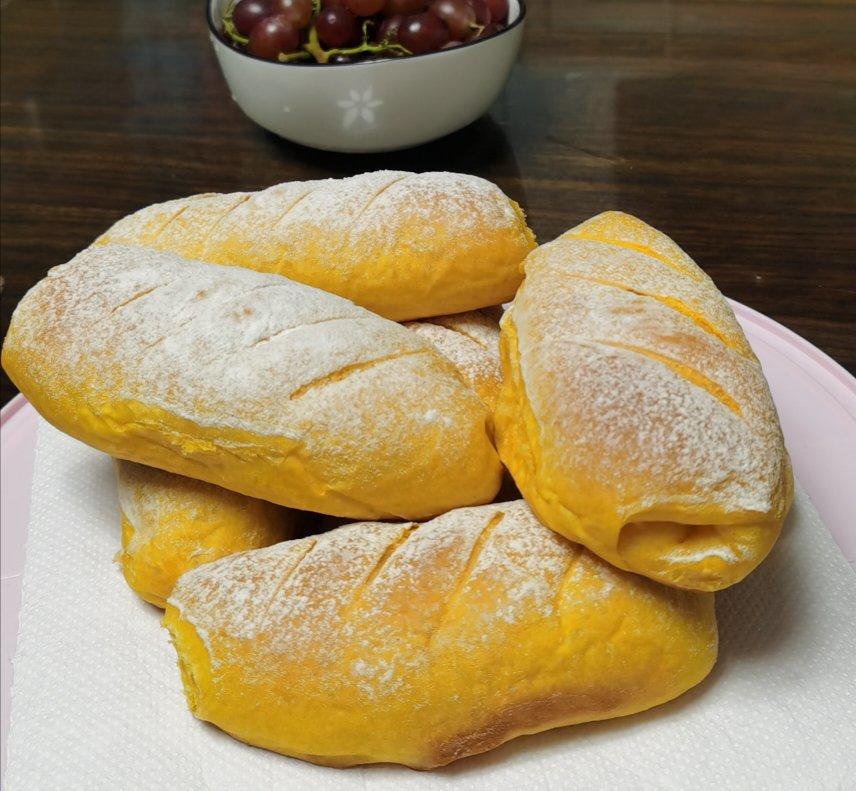 金大旺的胡萝卜小餐包