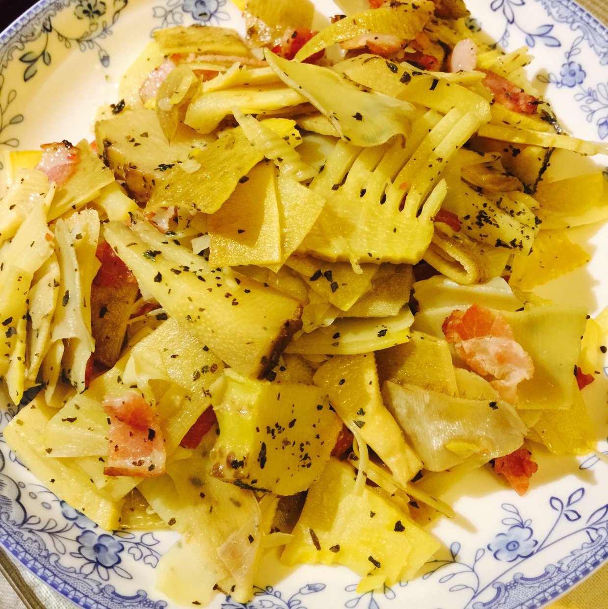 培根罗勒炒冬笋