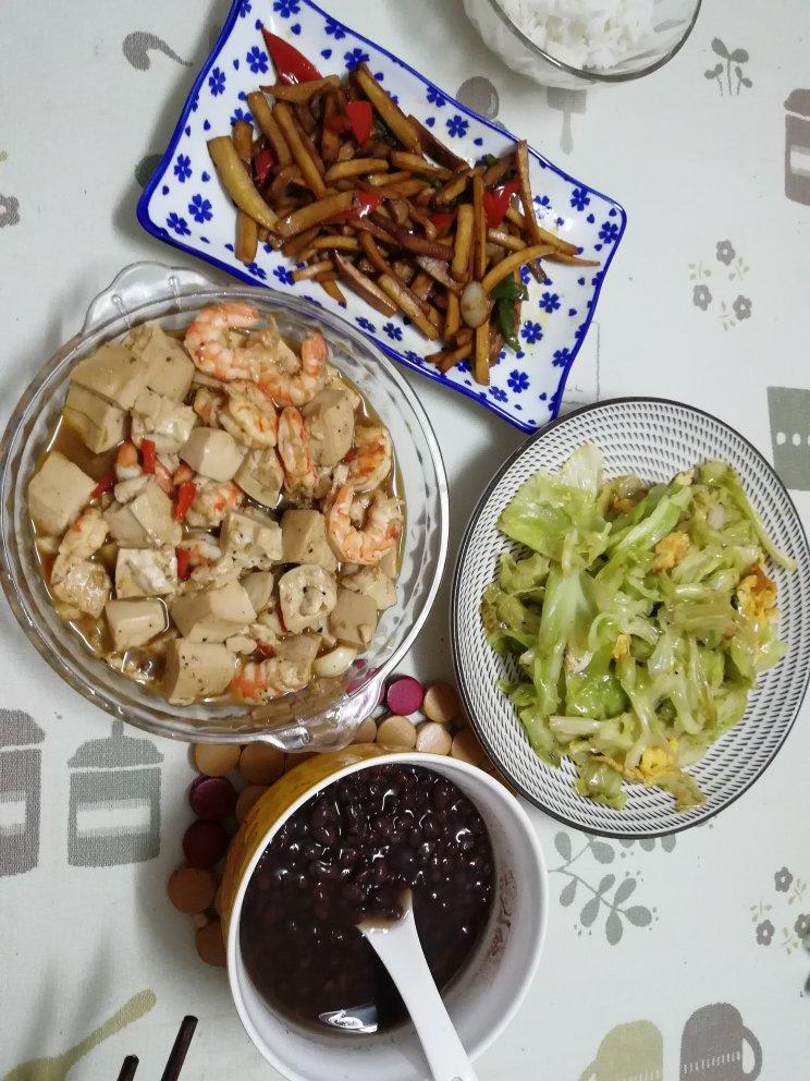 青椒素炒杏鲍菇