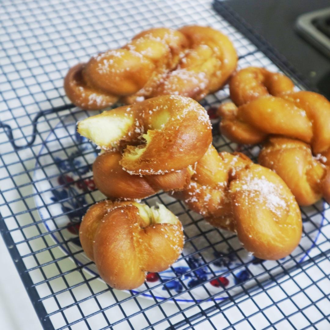 超级松软的奶香麻花