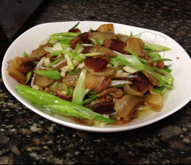 青蒜炒腊肉