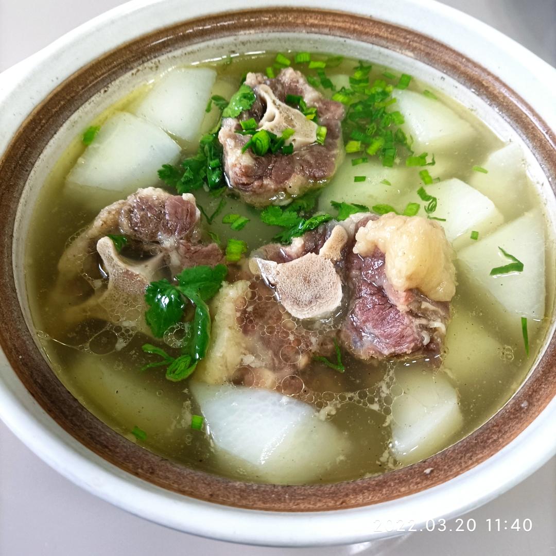 香到咬舌头的清炖牛尾汤