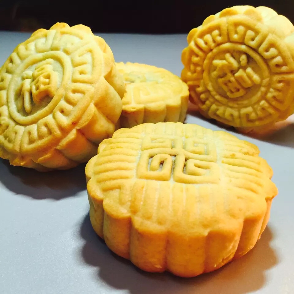 蛋黄豆沙广月