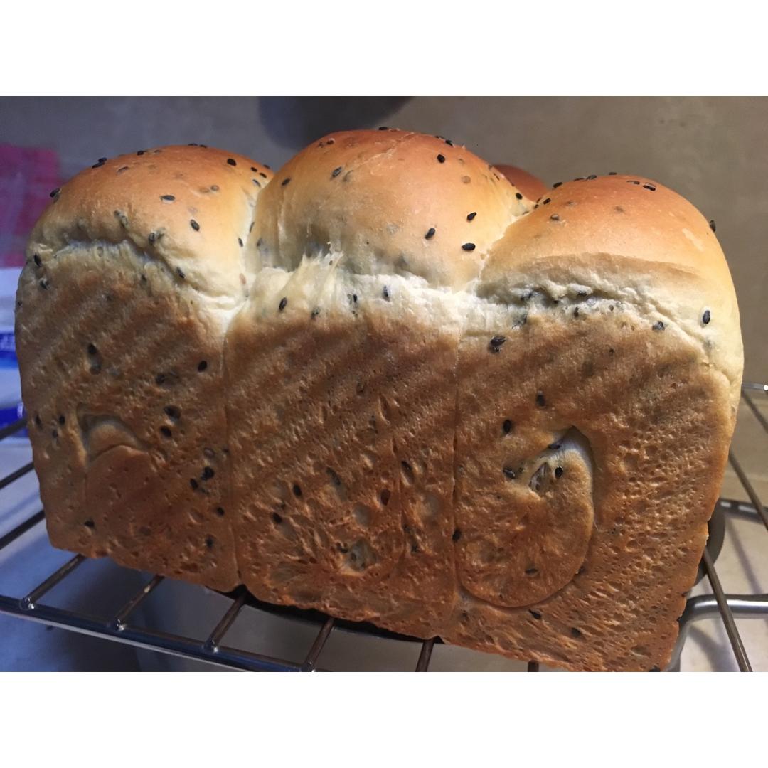 金大旺的黑芝麻吐司