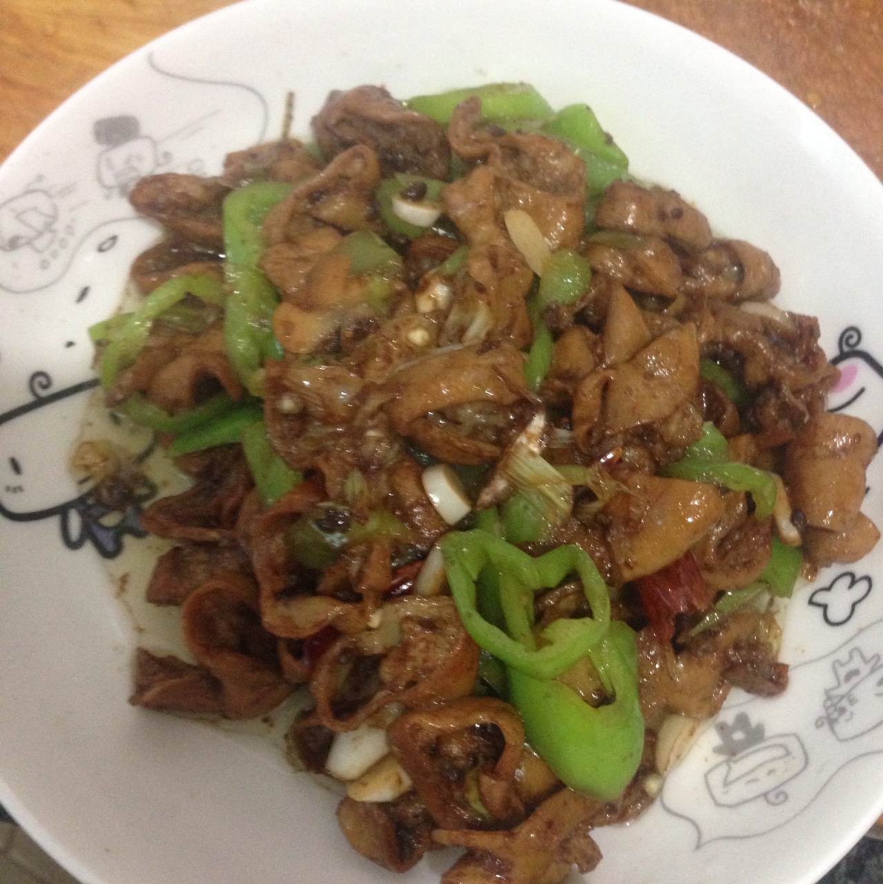 好吃到爆火爆肥肠