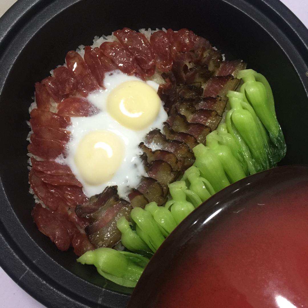 香肠煲仔饭