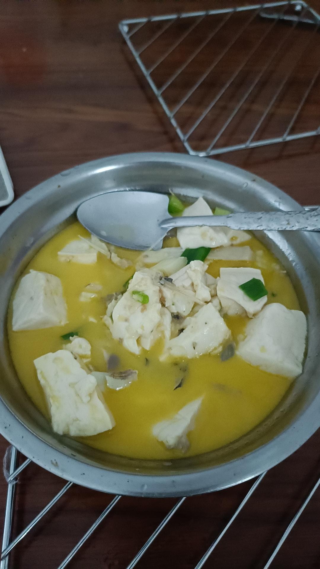 奶白鲫鱼豆腐汤|一条鱼最后的温柔