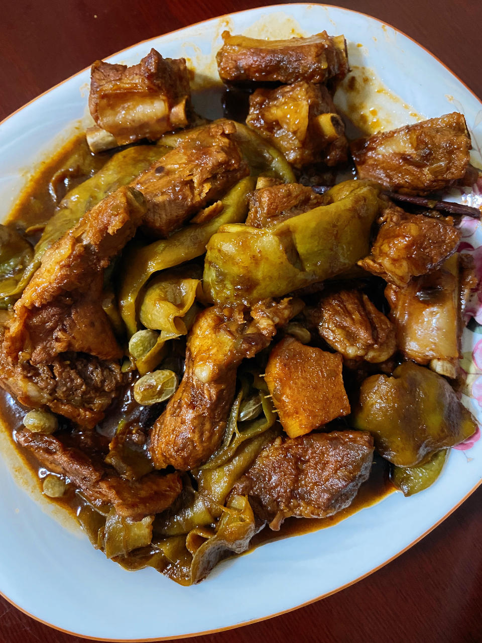 硬菜代表--排骨炖豆角土豆（豆角焖面胚子）
