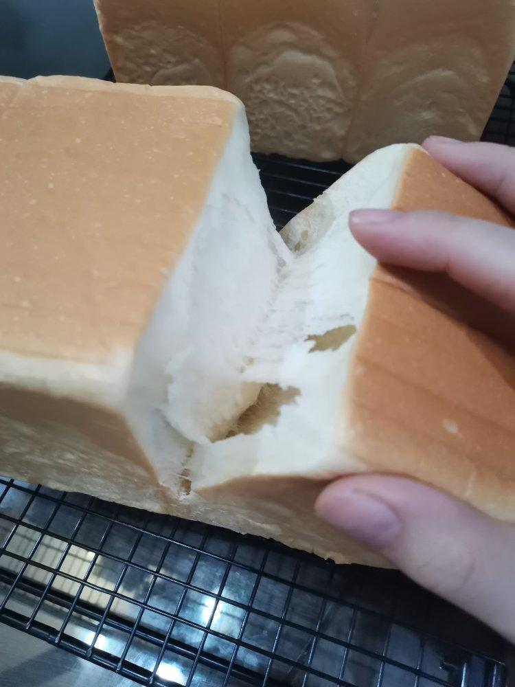 升级版奶香手撕吐司