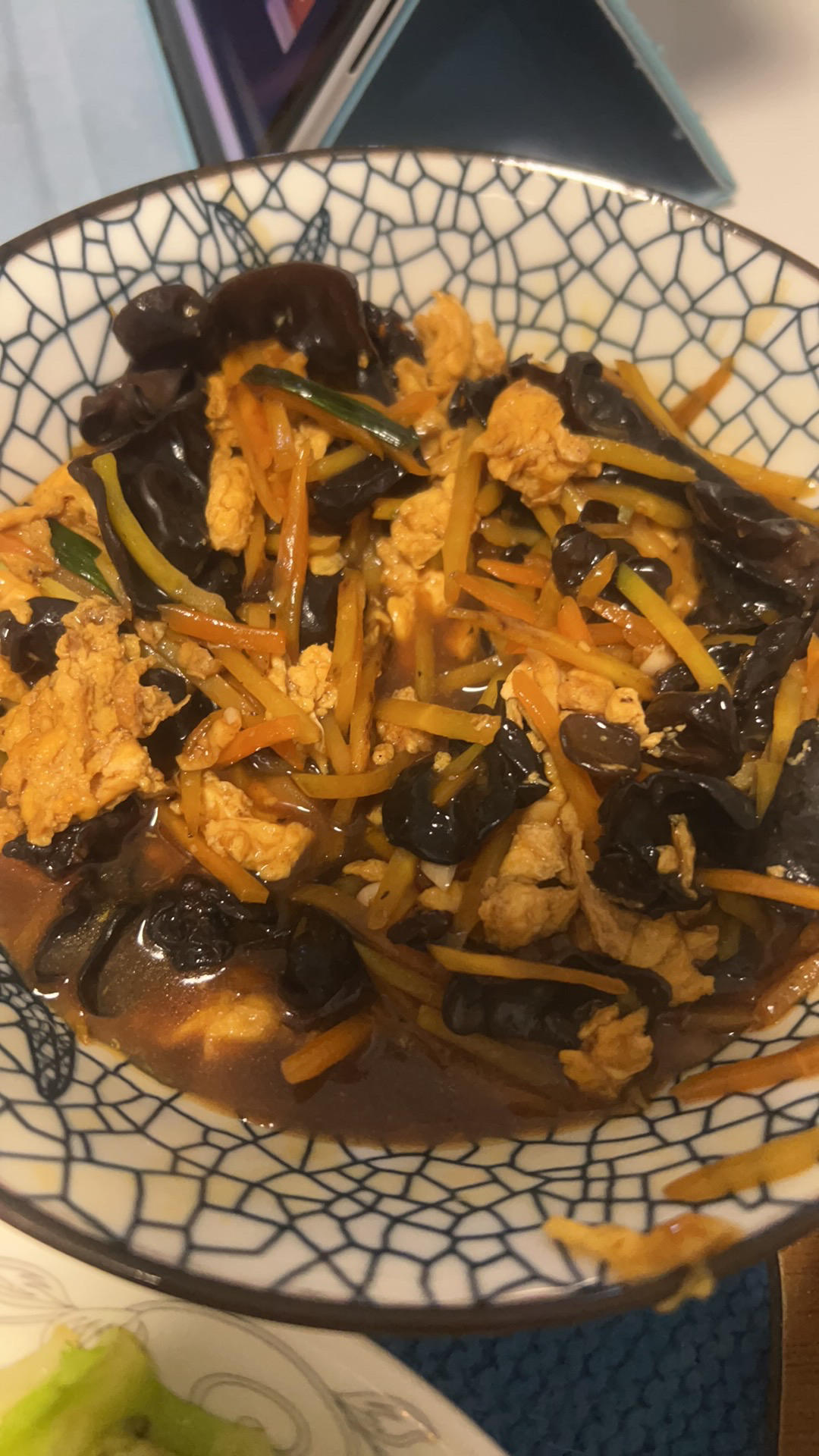 鱼香胡萝卜木耳鸡蛋