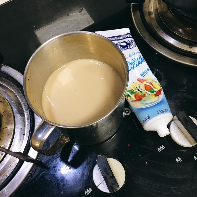 夏不盐做的手冲香浓甜奶茶