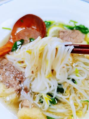 越南牛肉米线·附牛肉汤底熬法的做法 步骤22