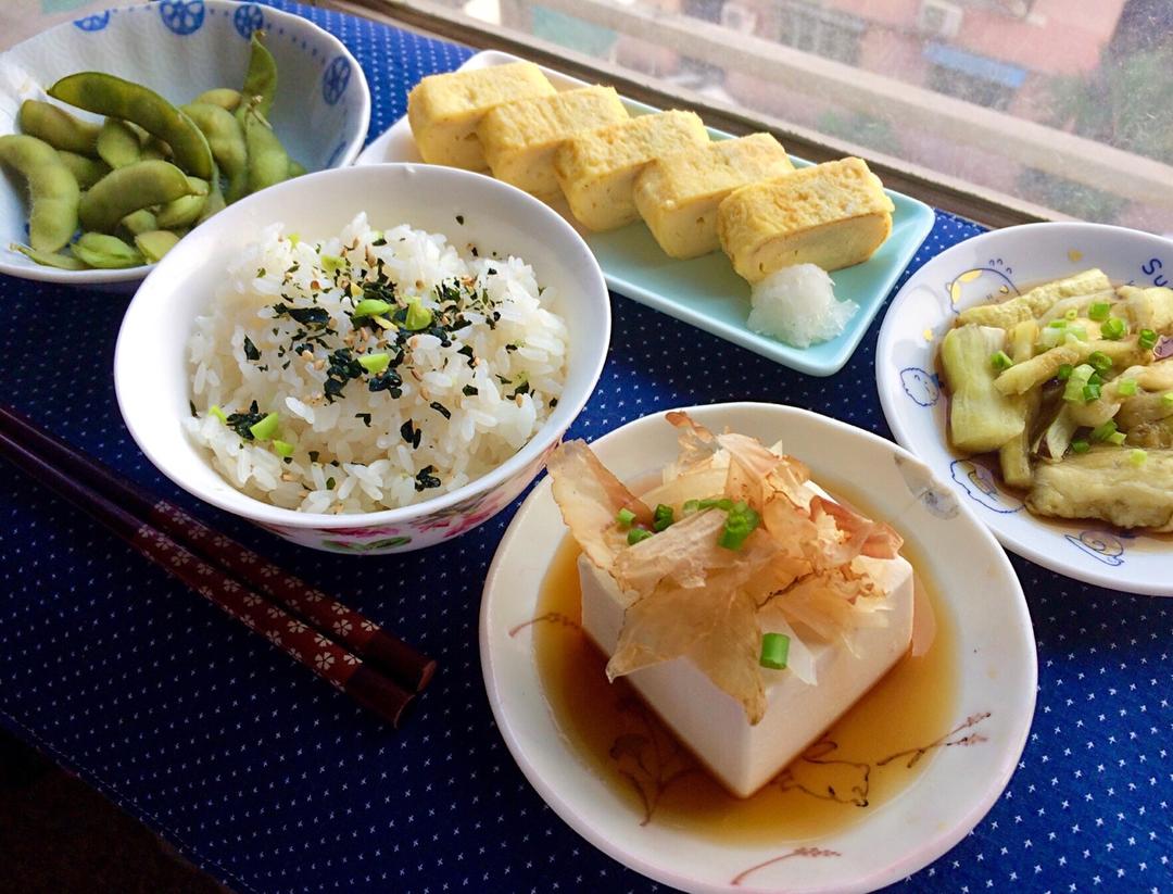 奴豆腐（冷や奴）