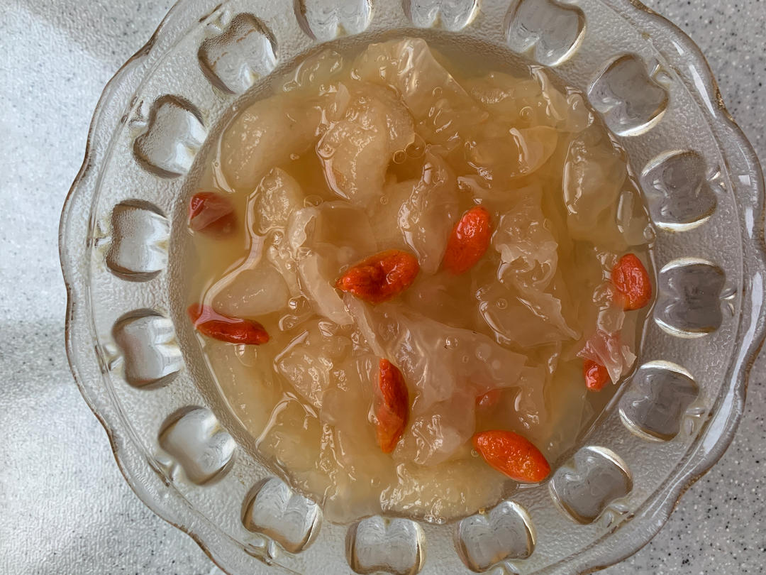 冰糖银耳梨汤