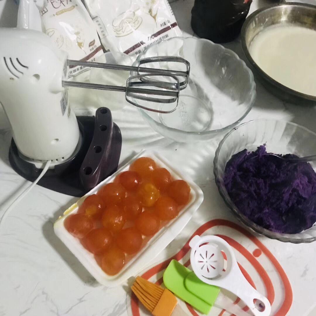 萌得掉渣渣的蛋黄酥