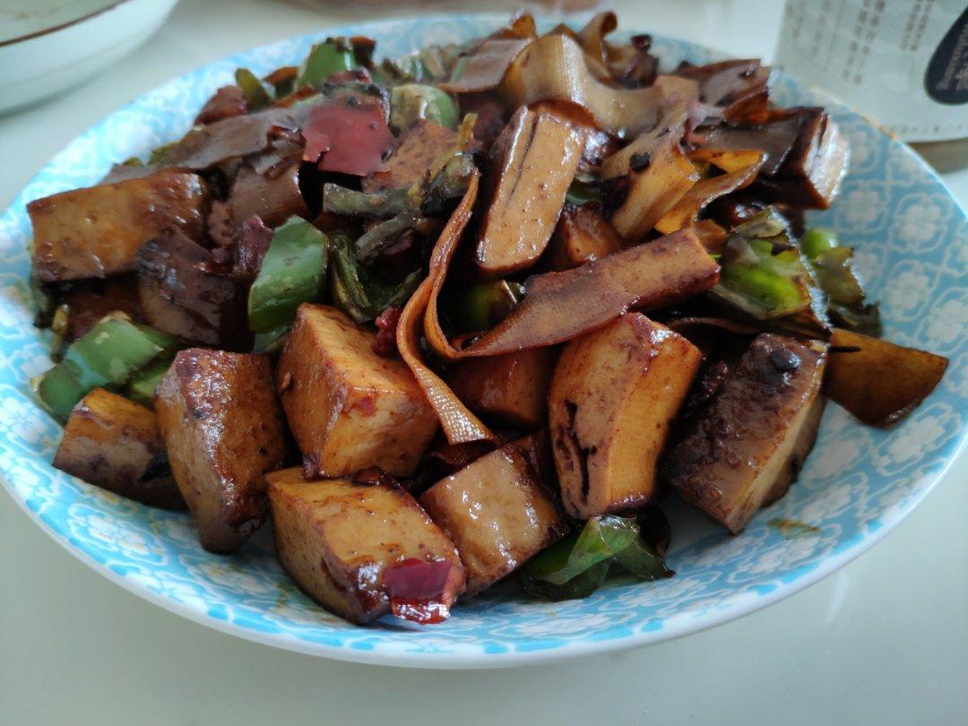 青椒豆干炒肉丝