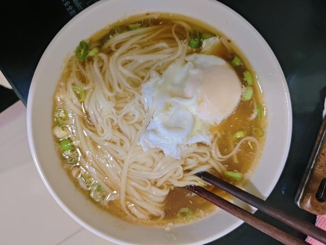 清汤挂面-香而不腻，方便快捷