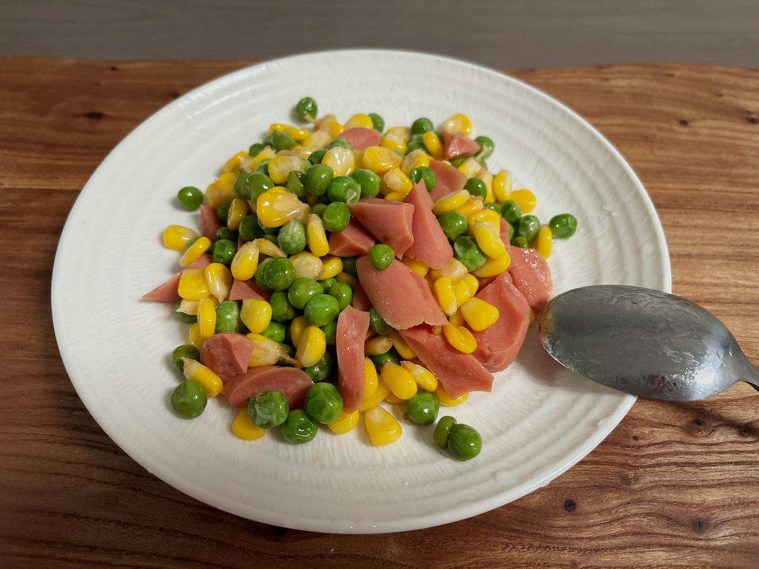 玉米绿豆火腿肠混炒