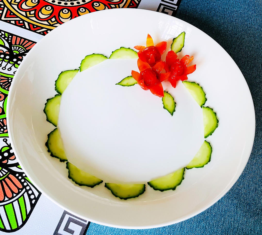 小番茄和小黄瓜共舞（摆盘两则）