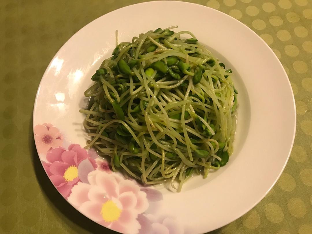 黑豆芽炒肉丝