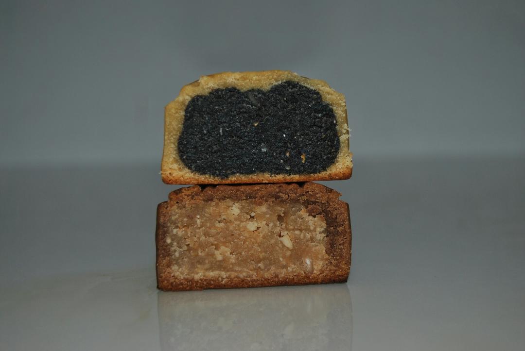 广式月饼——蛋黄莲蓉月饼