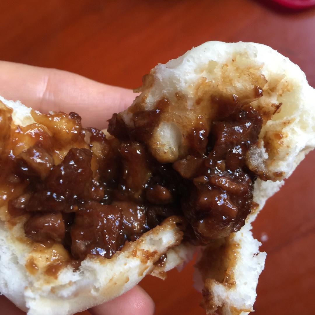 酱肉包 哎呀 太香了！