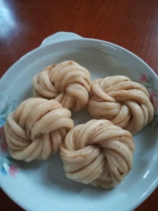 家常椒盐花卷(小视频)