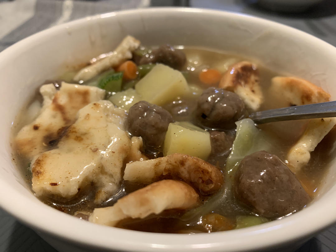 肉丸胡辣汤（回坊版）附牛骨汤做法