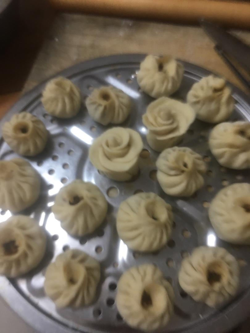 家传炒肉粉条馅包子