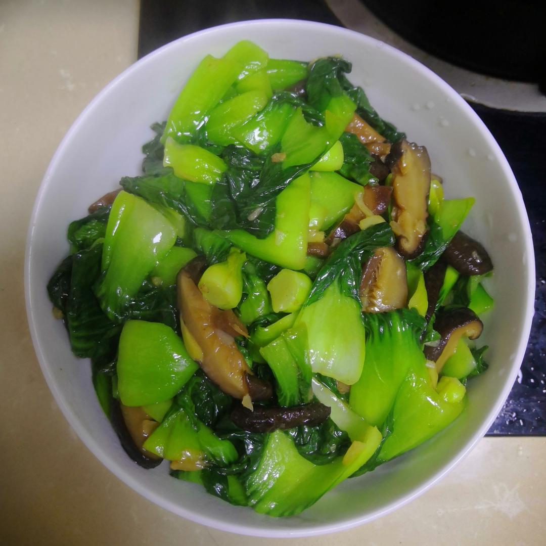 香菇油菜（简单快手）