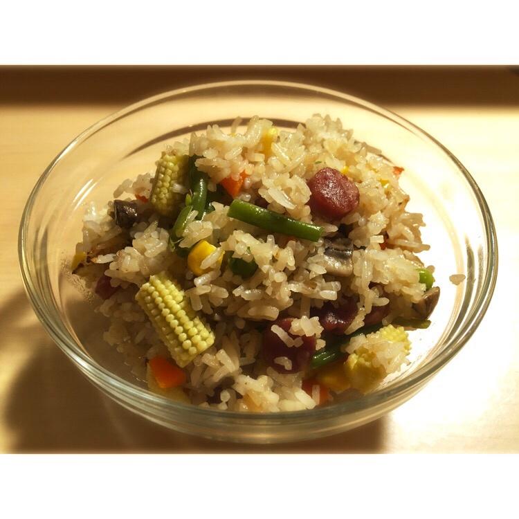 腊肠香菇焖饭