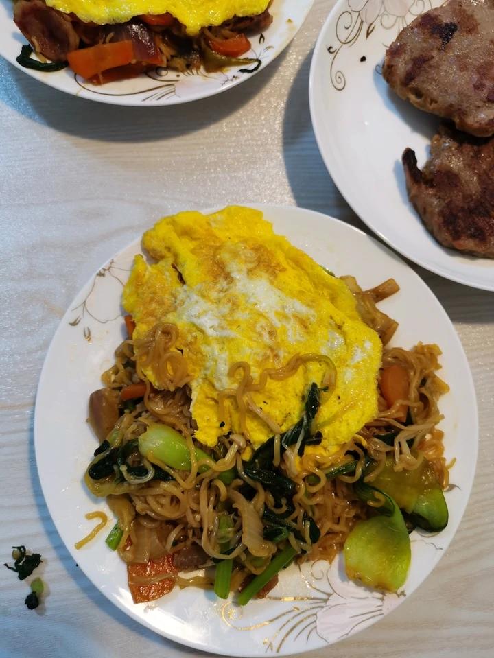 路边摊风味炒方便面