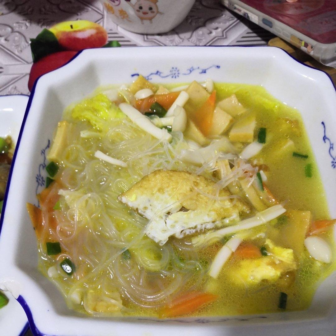 蟹味菇豆腐汤丨健康营养身体壮！！