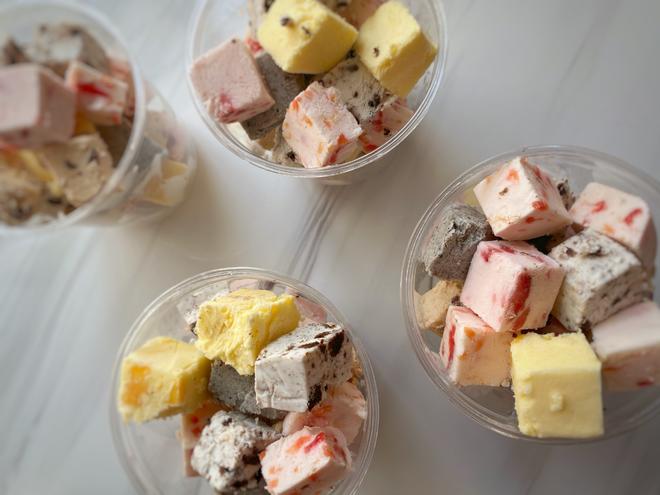 厚切酸奶一次给你7个口味让你不排队也可以在家吃个够的做法