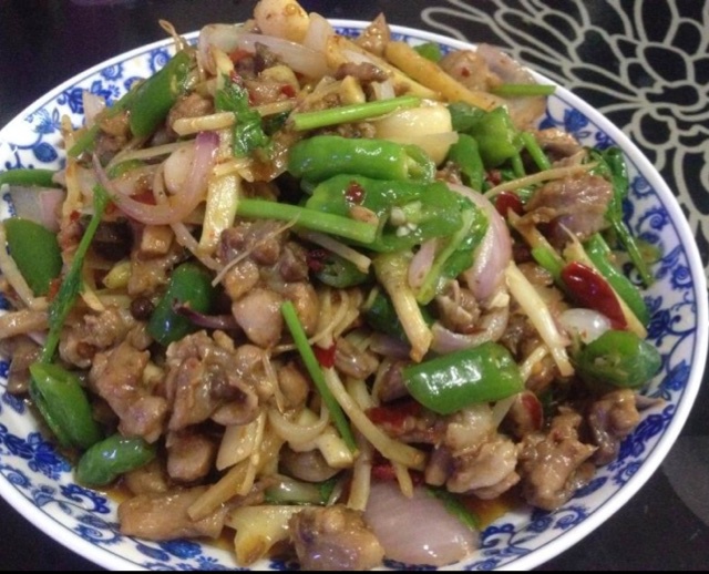 双椒兔丁（重口味江湖菜）