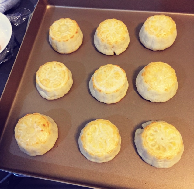 香港半岛奶黄月饼