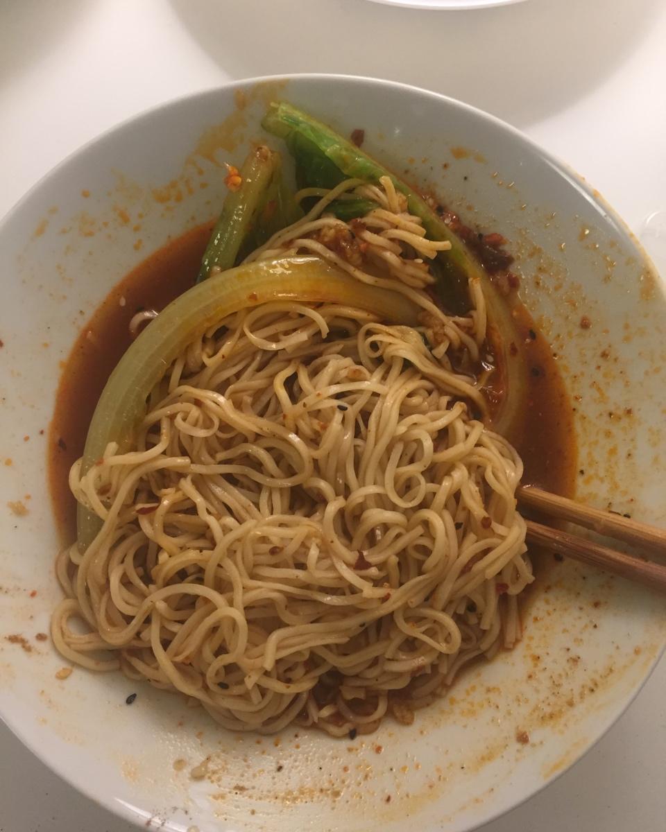 麻辣小面/酸辣面