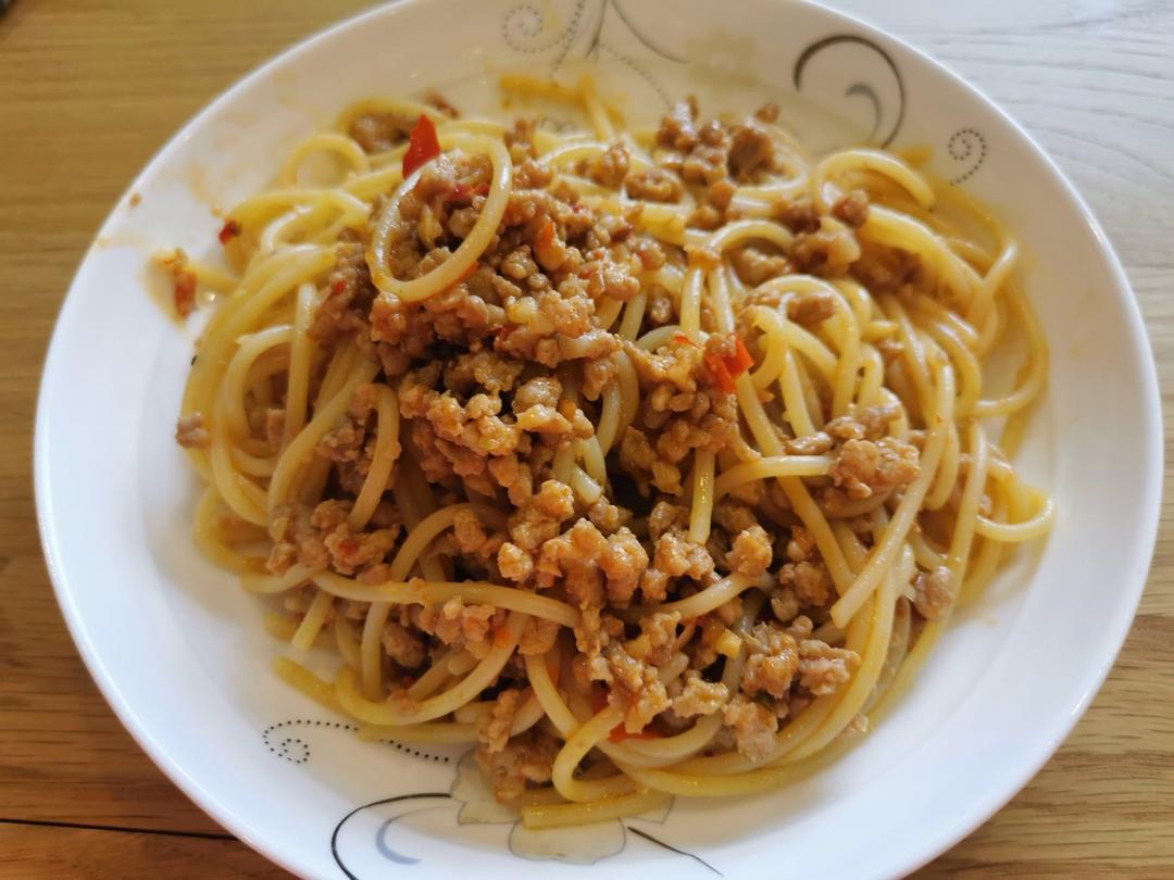 把我自己给征服的万能肉酱