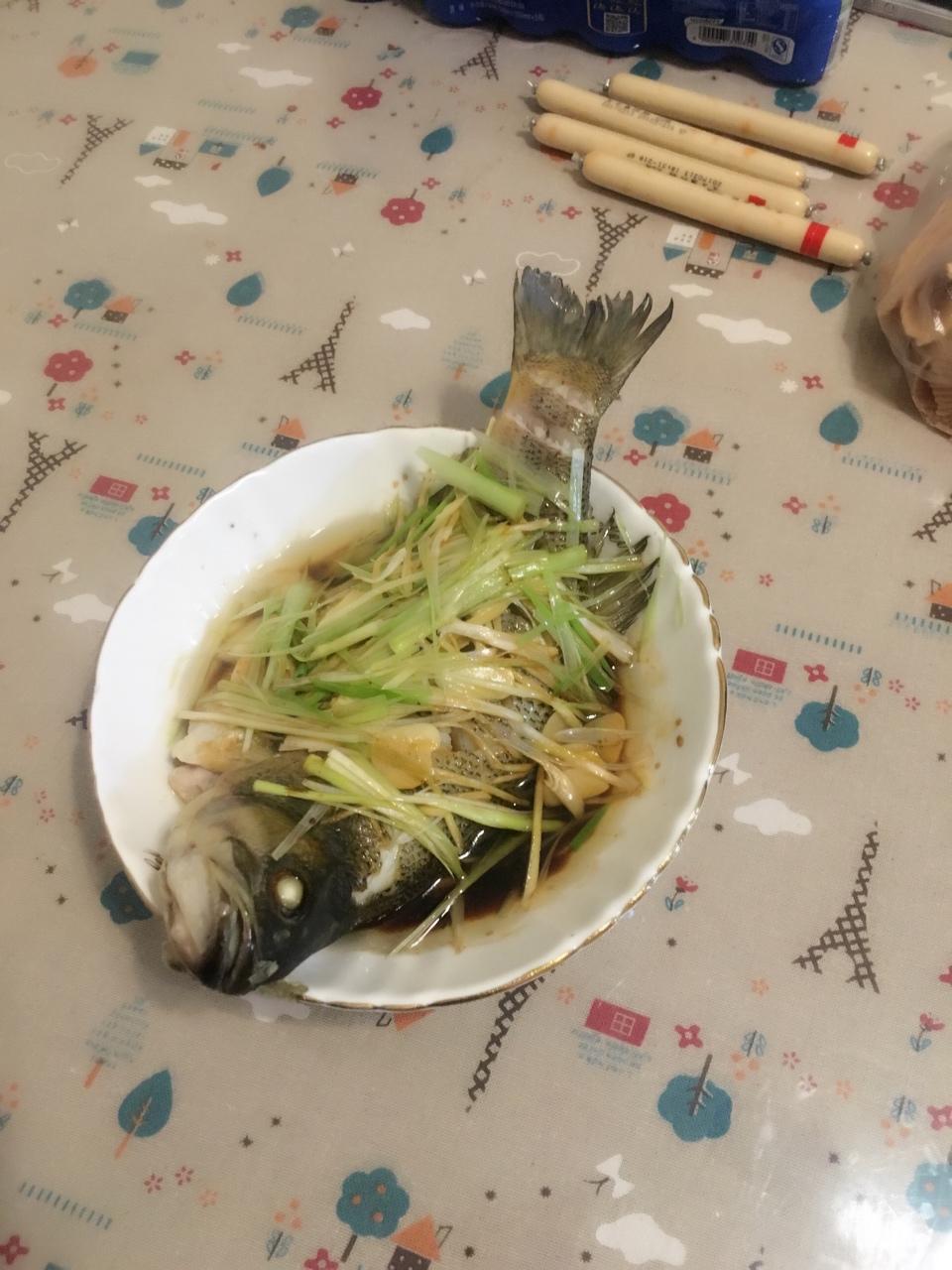 清蒸鲈鱼