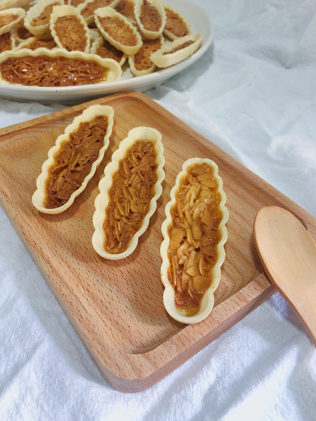 私房爆款焦糖杏仁糯米船