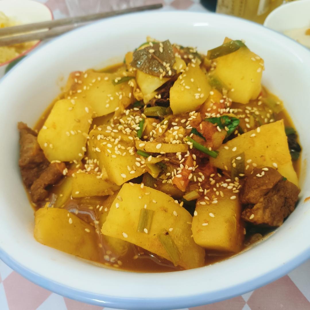 番茄土豆炖牛腩
